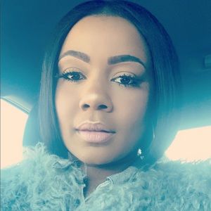 Meet your Posher, Lorene